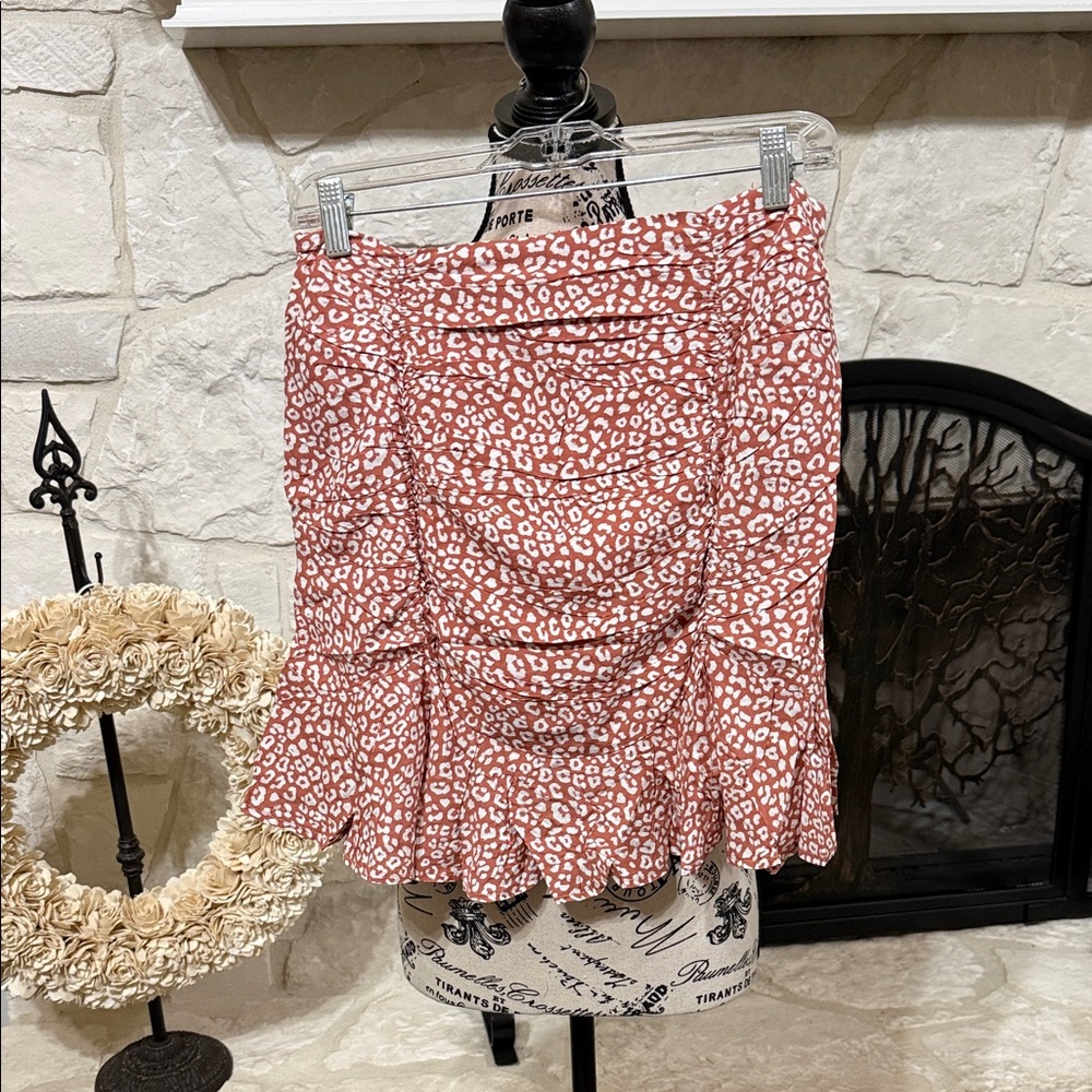 Women’s Rust Leopard Print Ruffled Mini Skirt